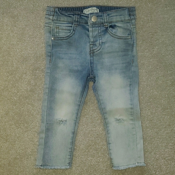 Distressed jeans - Picture 1 of 1
